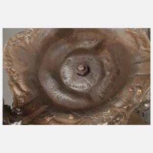 Außergewöhnlicher Beistelltisch