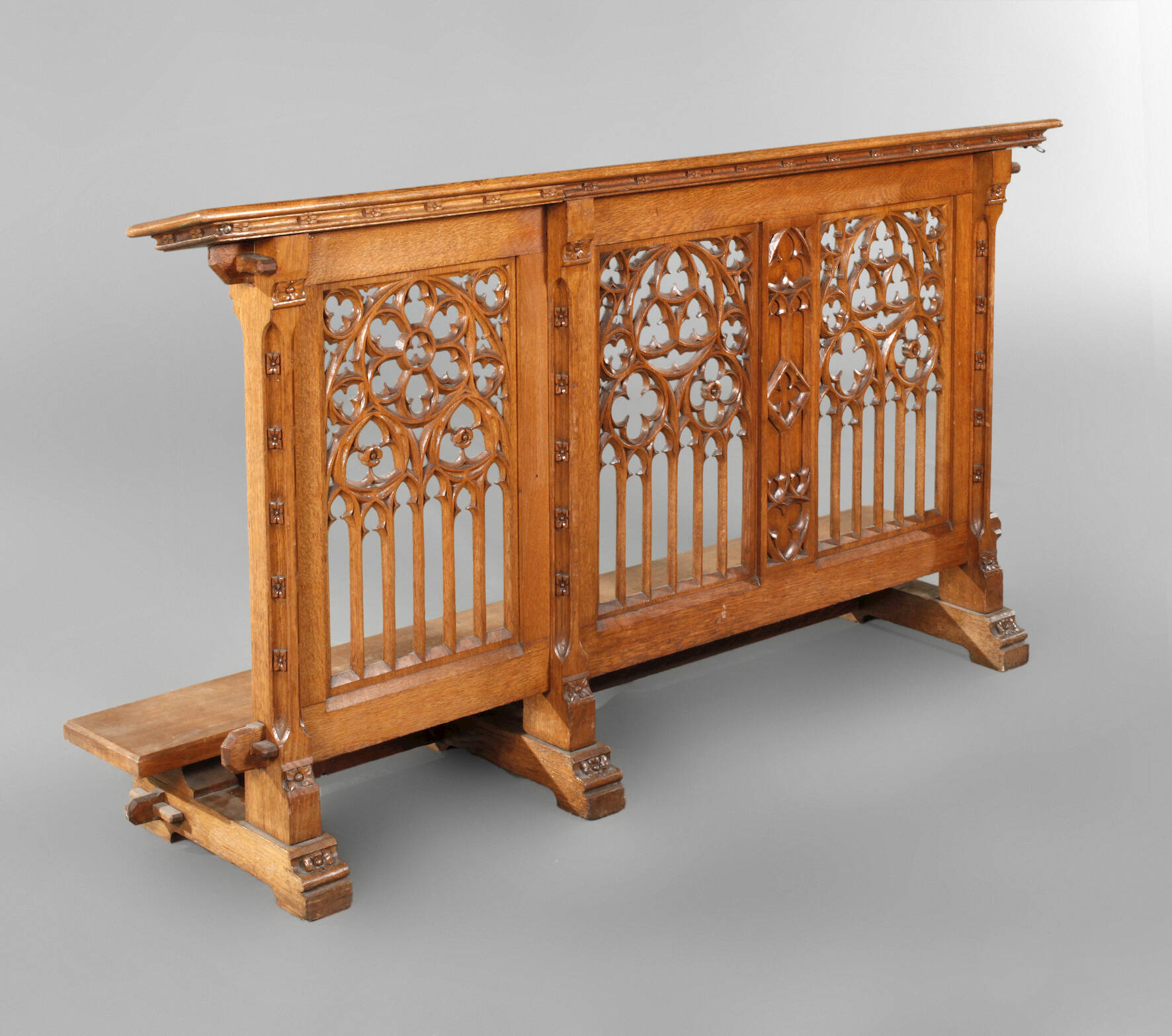 Gebetsbank neogotisch