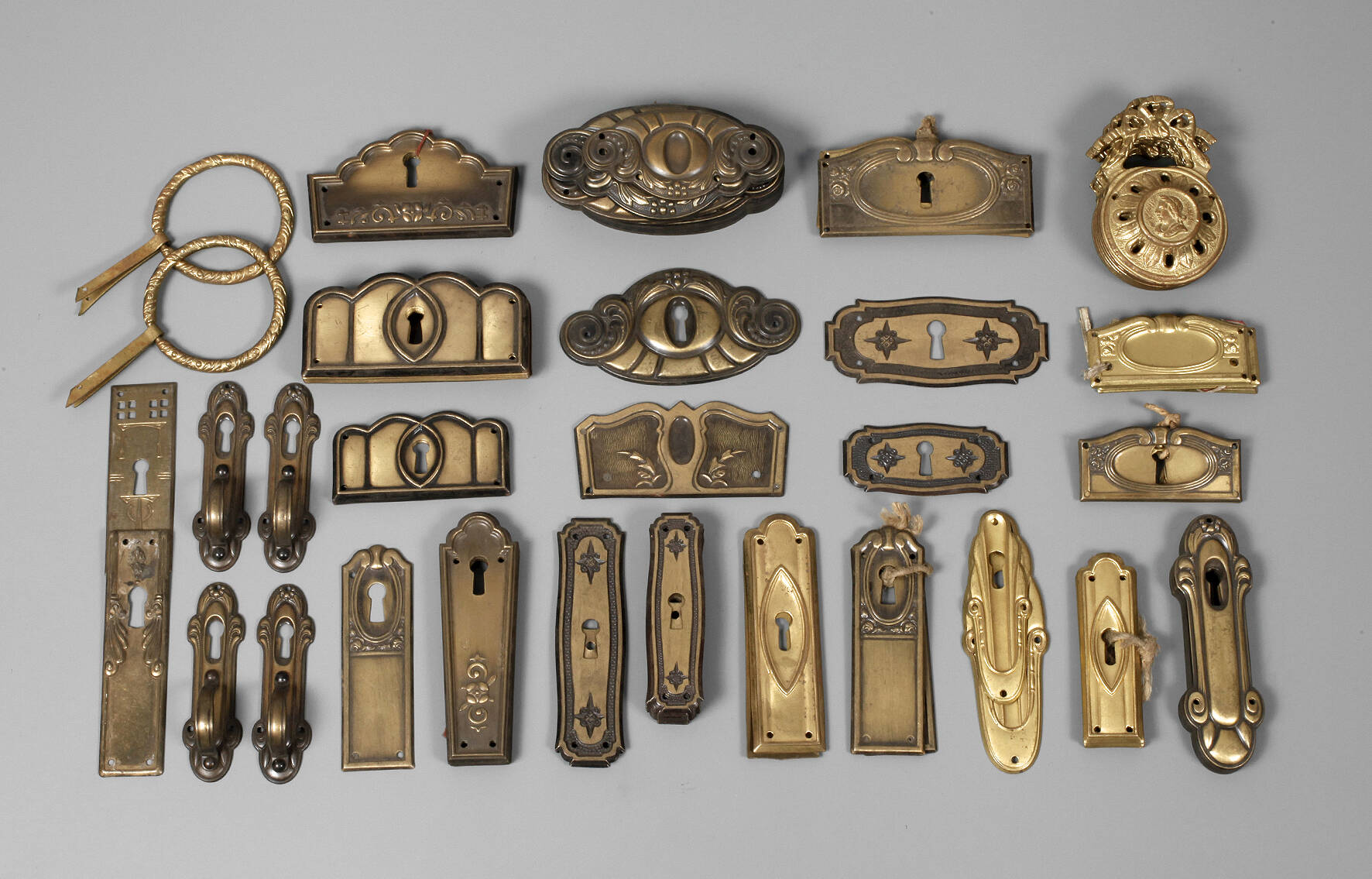 Posten Möbelbeschläge