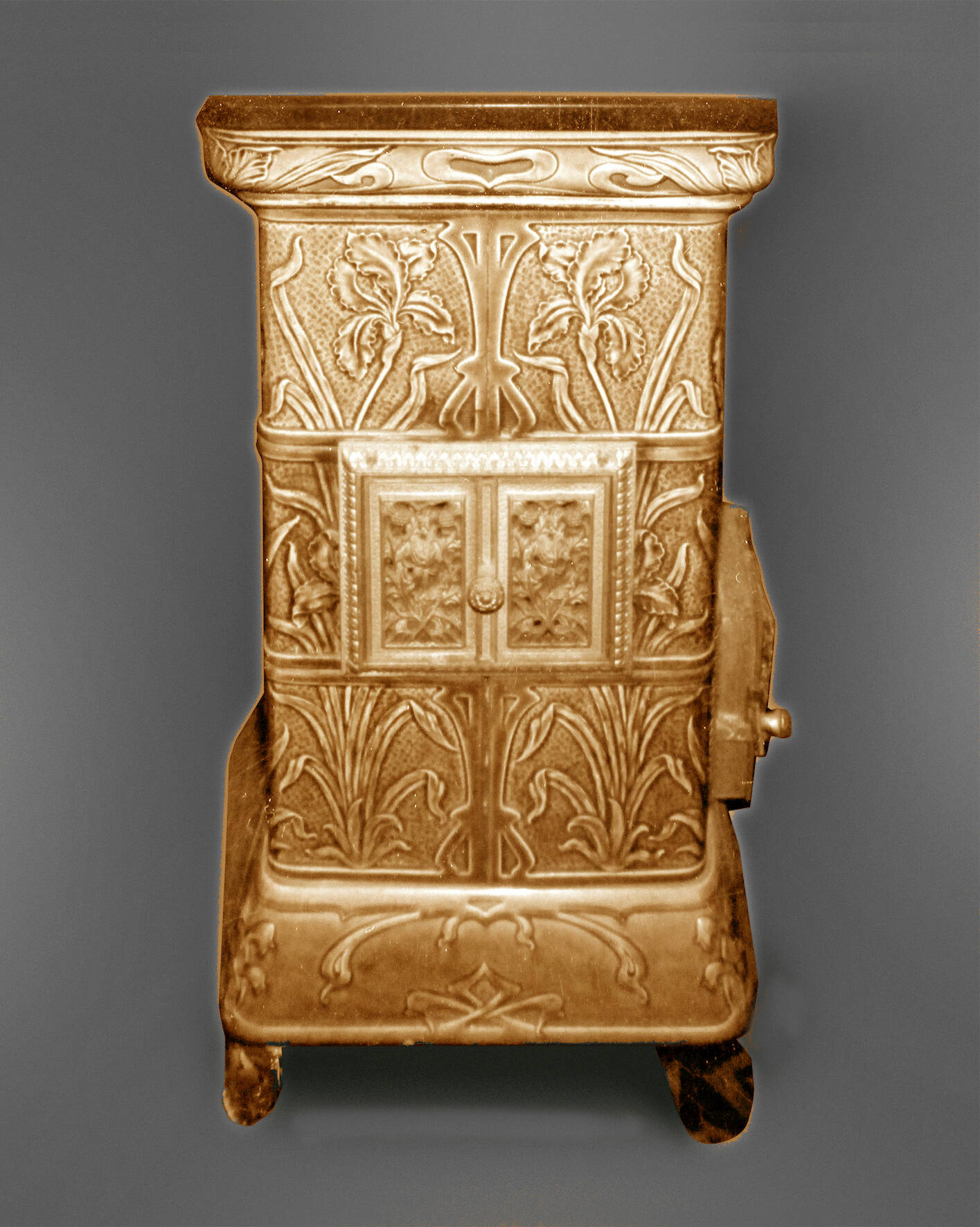 Kachelofen Jugendstil