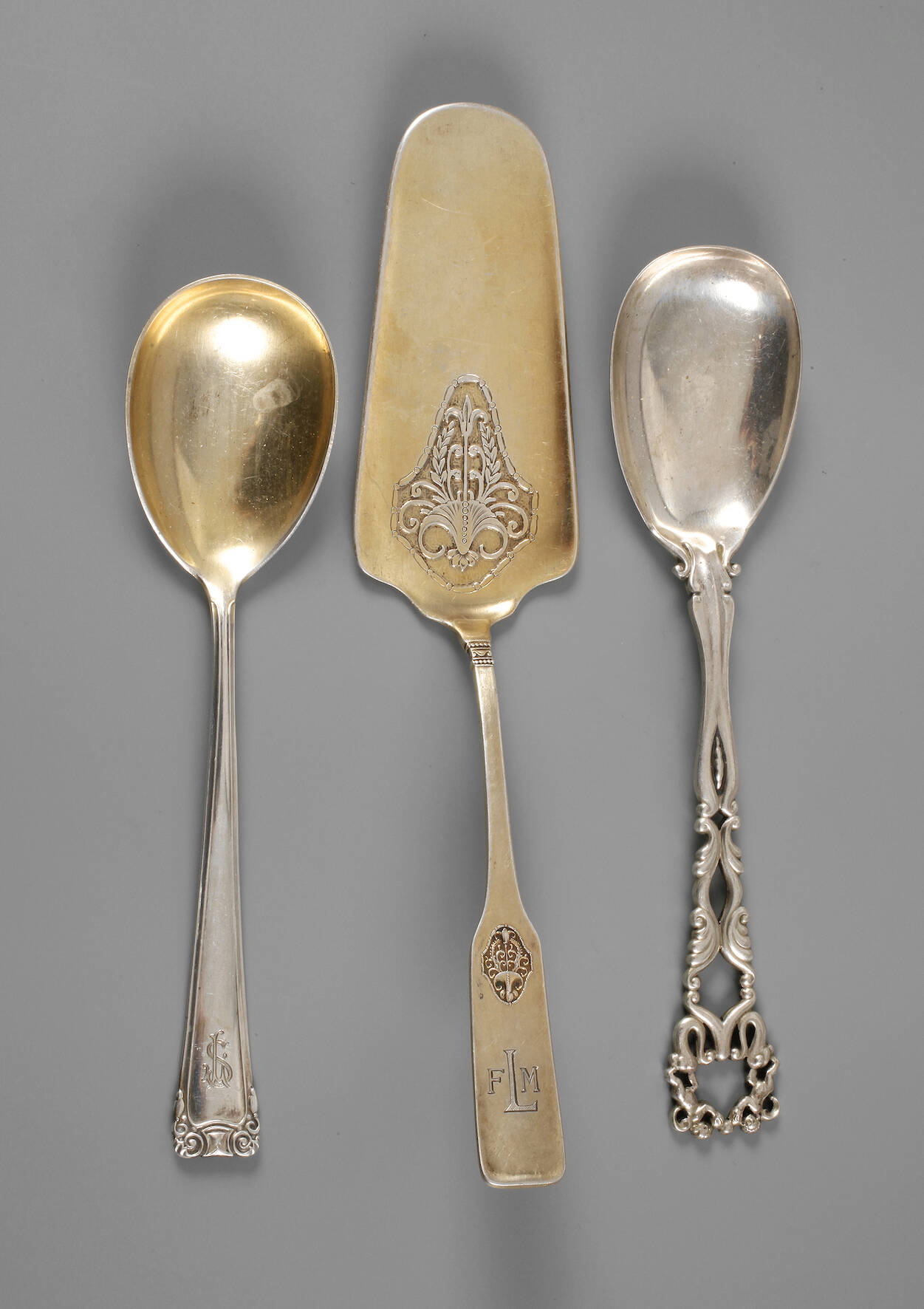 Bruckmann drei Vorlegeteile Silber