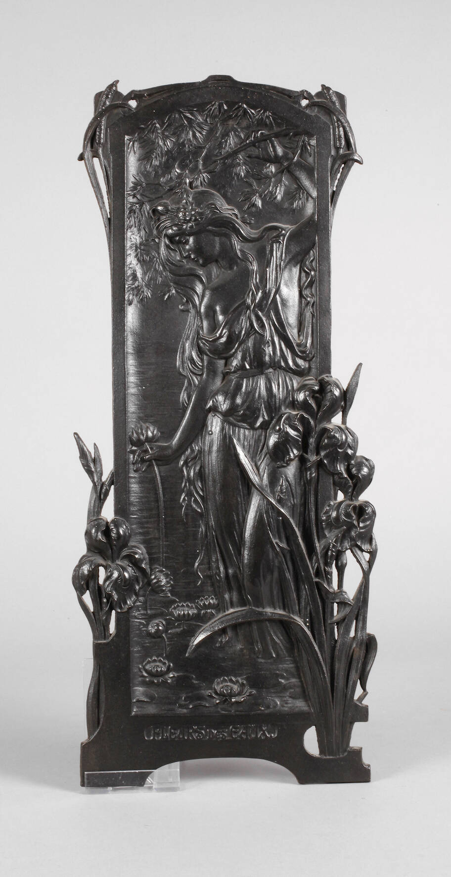 Große Eisengussplatte "Fleurs des eaux"