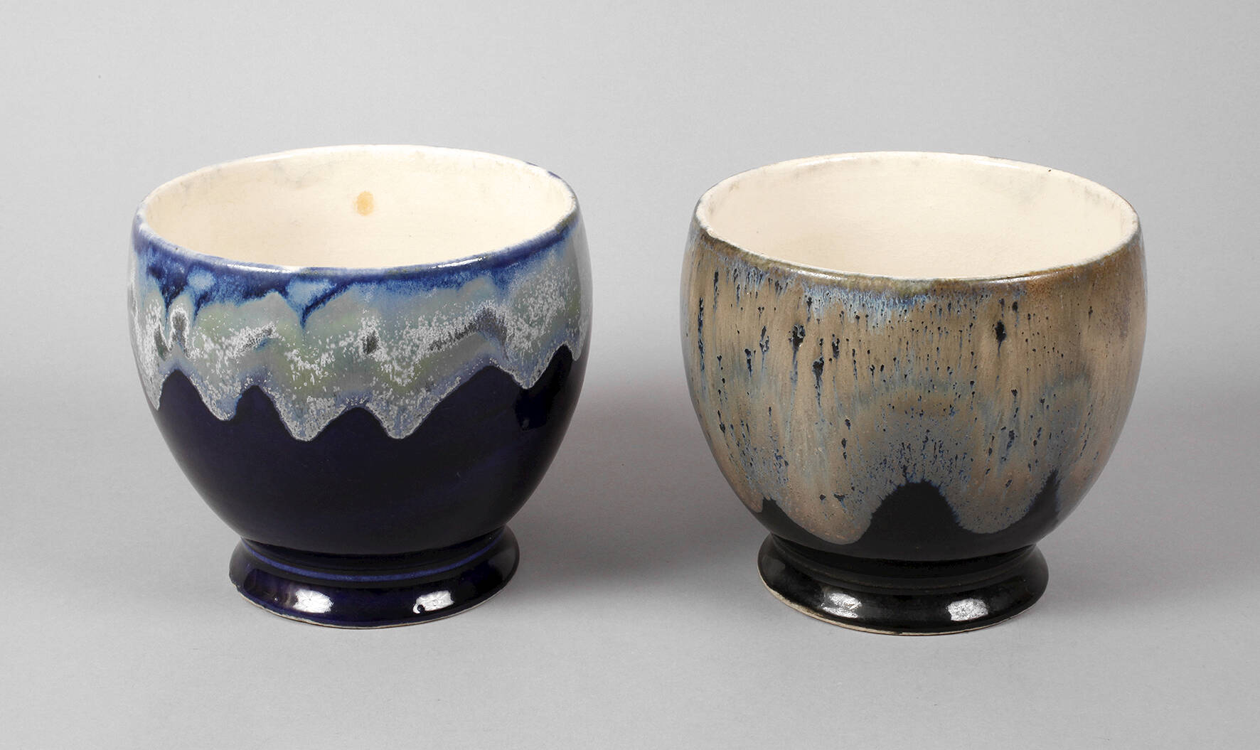 Bunzlau zwei Cachepots Laufglasur