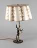 Figürliche Tischlampe Art déco