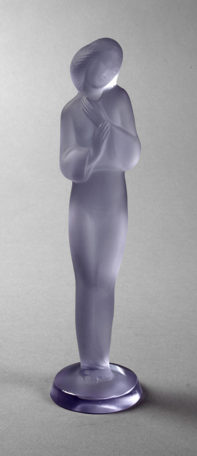 Weibliche Figur Alexandrit-Glas