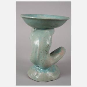 Weibliche Aktfigur mit Schale