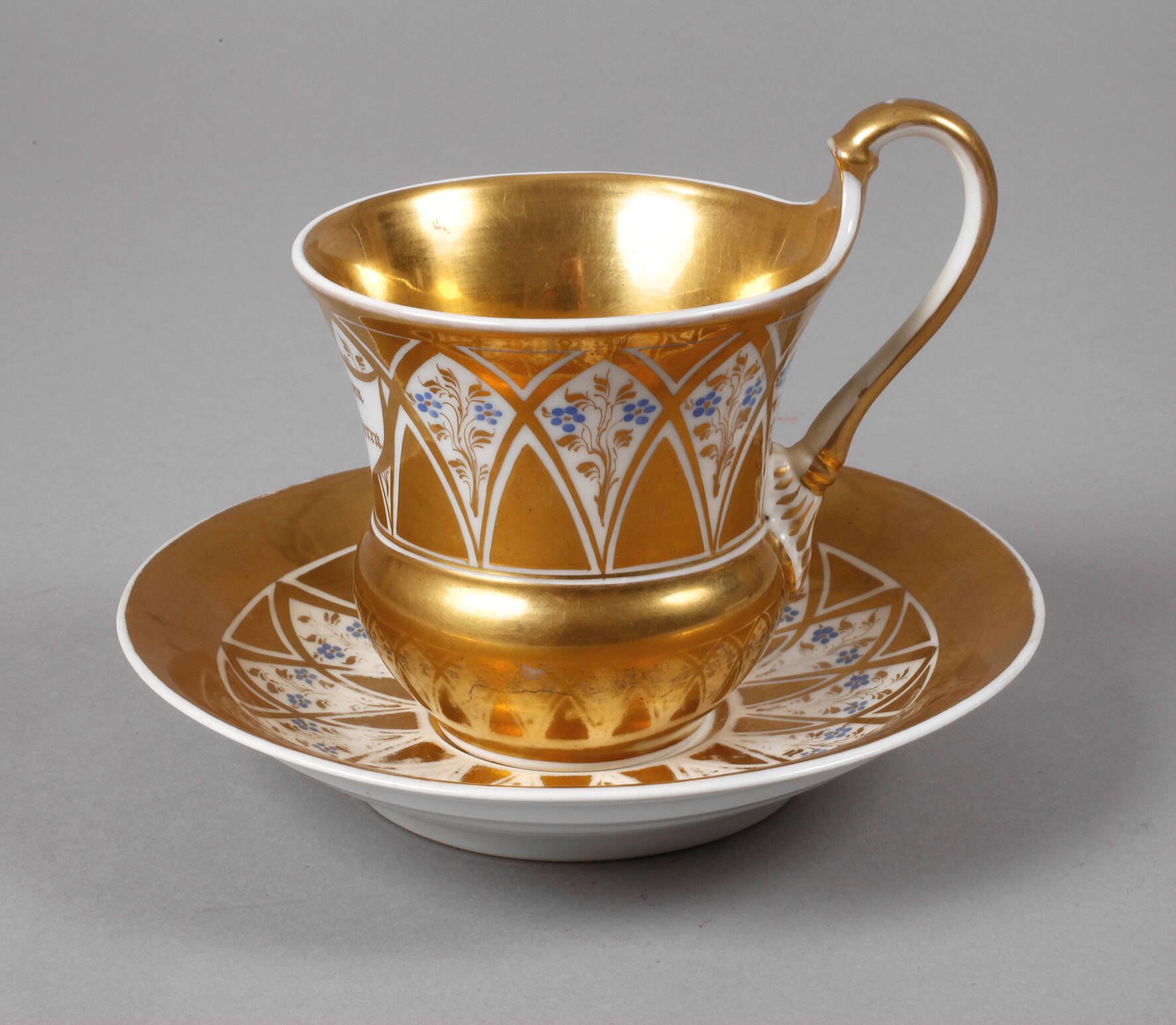 KPM Berlin Sammeltasse "Für den Hausherrn"