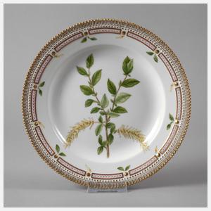 Royal Kopenhagen Prunkteller Flora Danica