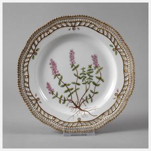 Royal Kopenhagen Prunkteller Flora Danica