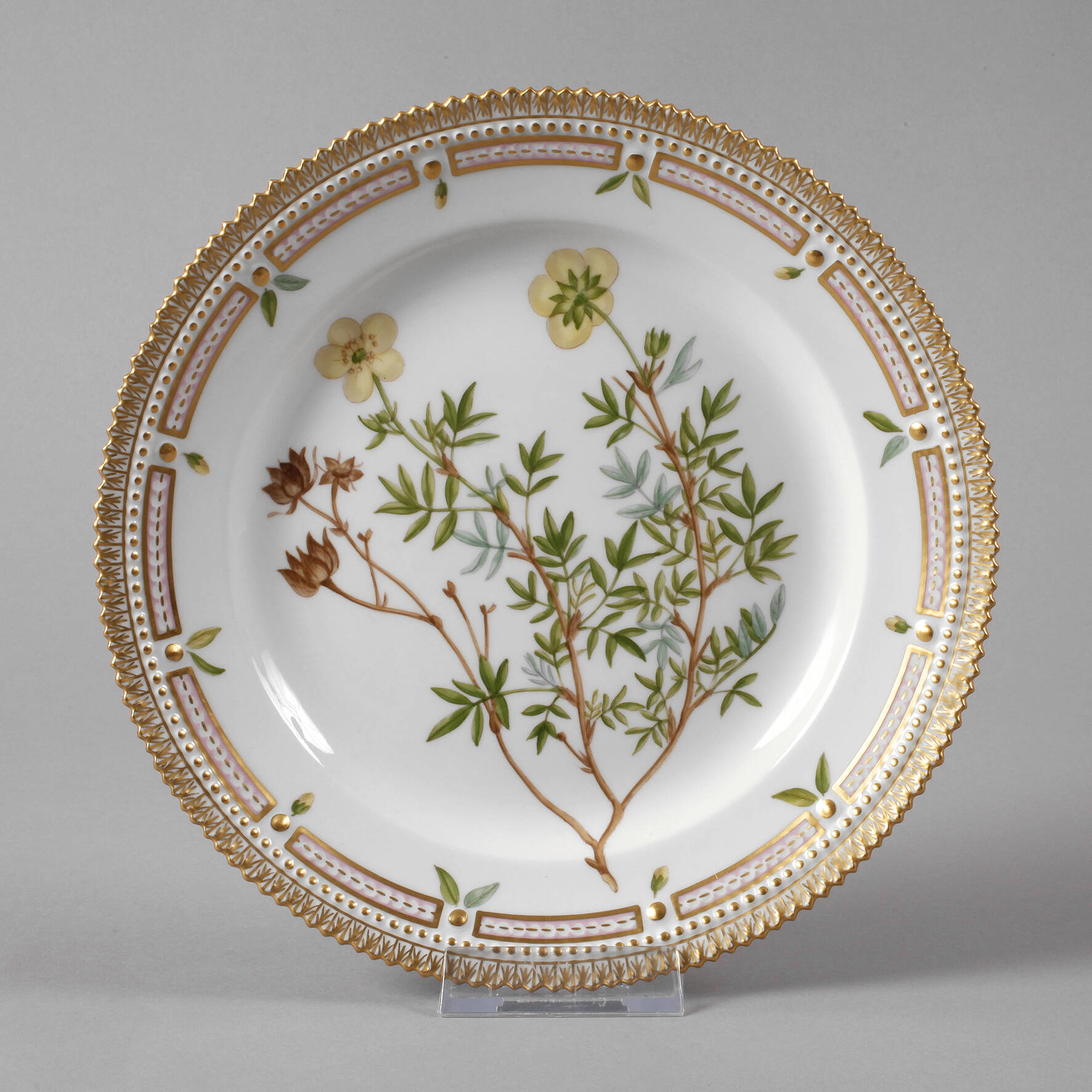 Royal Kopenhagen Prunkteller Flora Danica