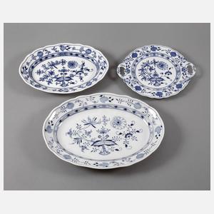Meissen drei Platten Zwiebelmuster