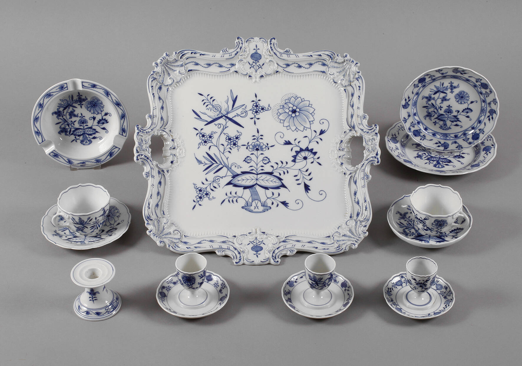 Meissen Konvolut mit Tablett