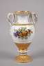 Meissen Schlangenhenkelvase mit Früchtedekor