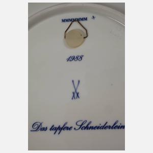 Meissen sieben Märchenteller mit Goldrand