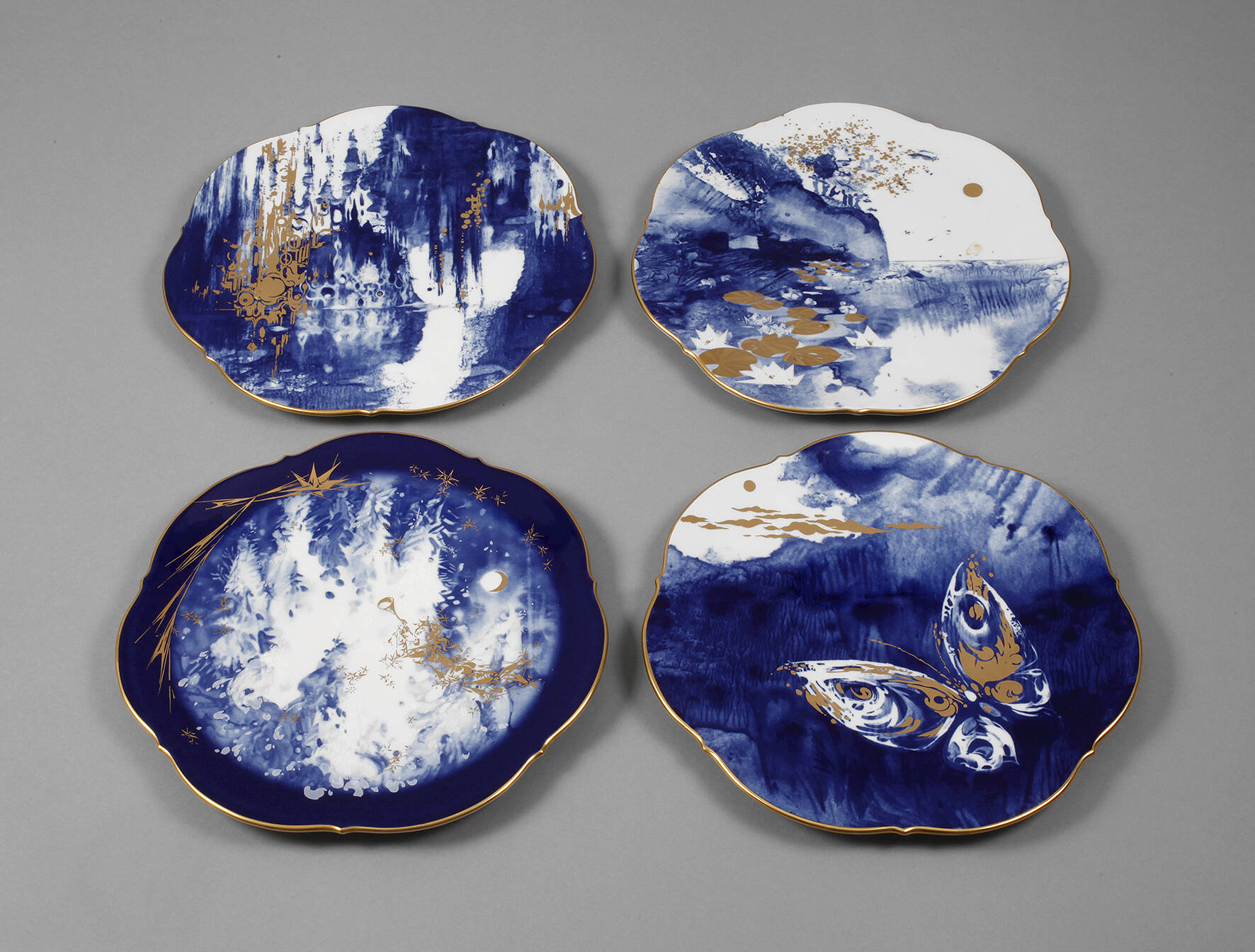 Meissen vier Jahresteller mit Märchenmotiven