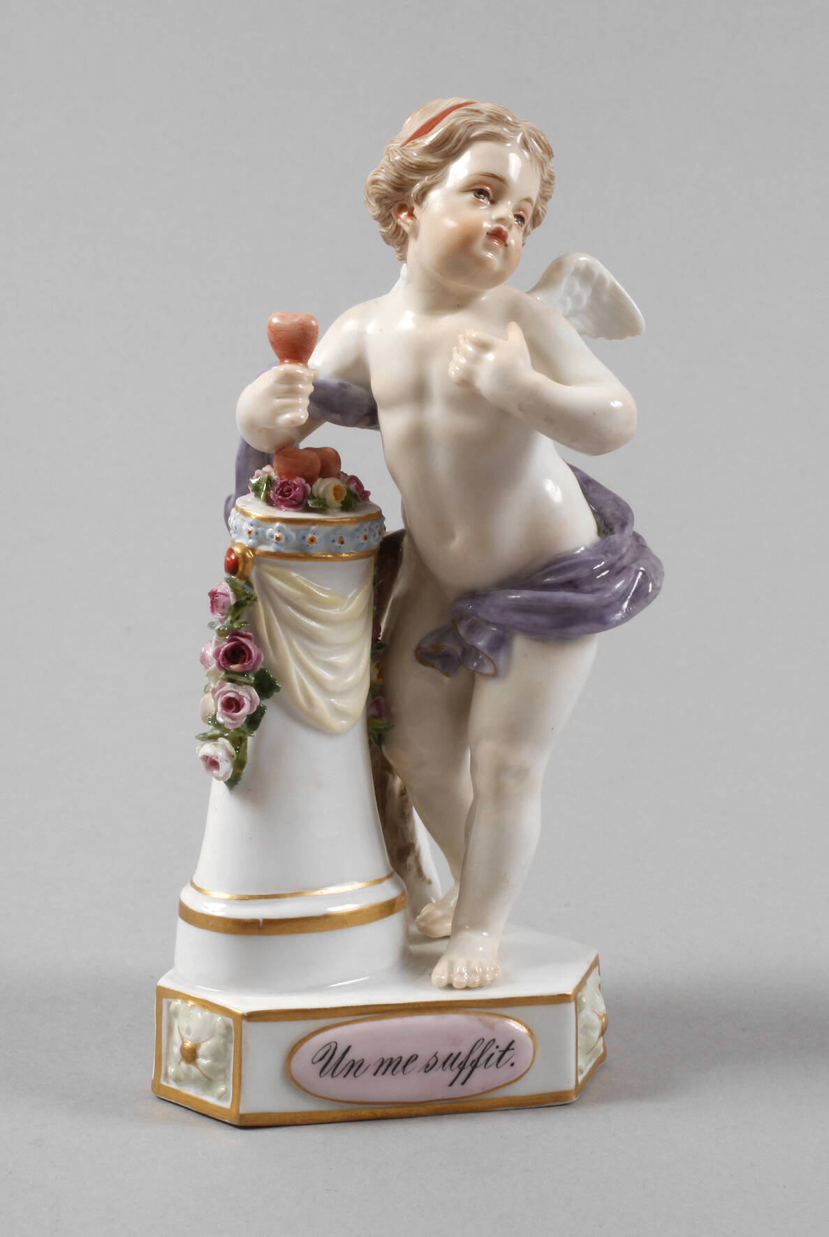 Meissen Amorette "Un me suffit – Eines genügt mir"