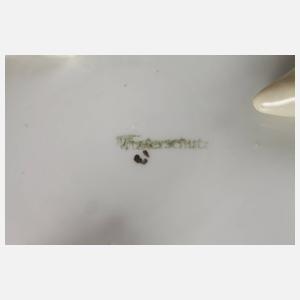 Hummerschale auf Muschelfüßen