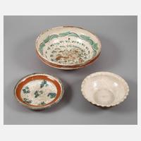 Drei Schalen bäuerliche Keramik111