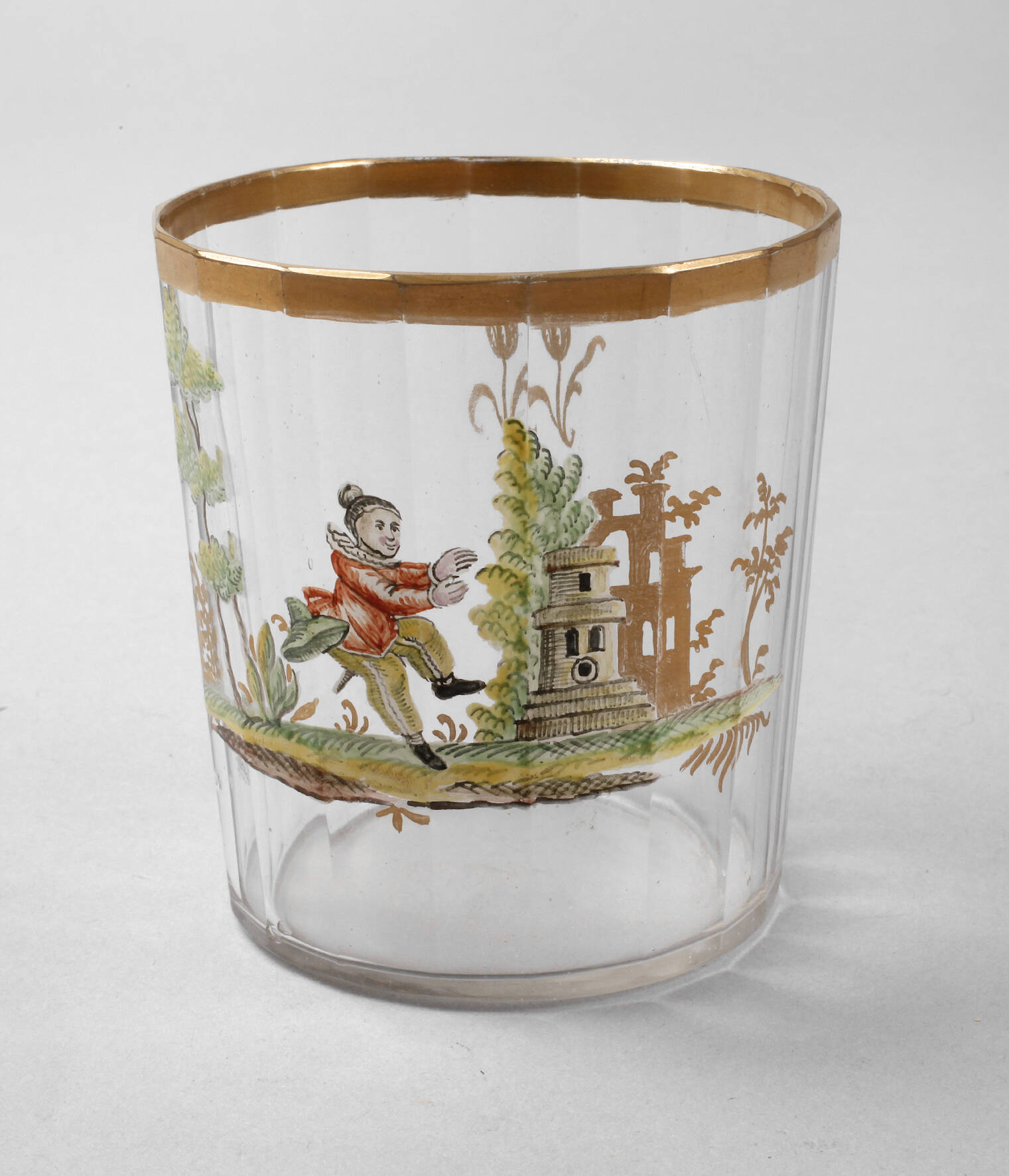 Trinkglas mit figürlicher Emailmalerei