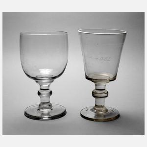 Zwei "Berliner Weiße"-Gläser