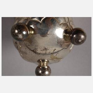 Kugelfußbecher Silber
