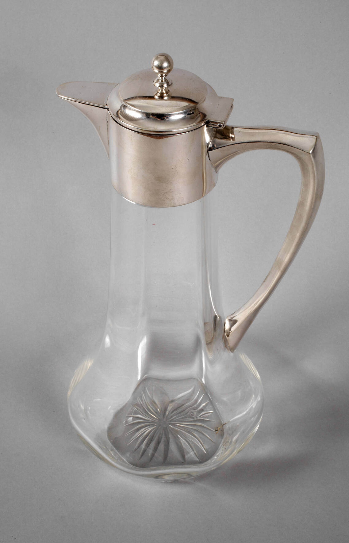 Karaffe mit Silbermontierung
