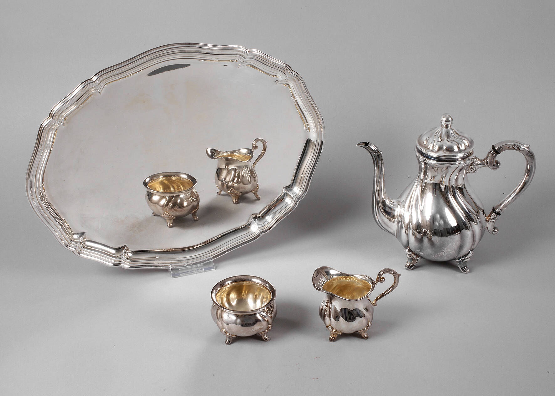 Silber Kaffeekernstück mit Tablett