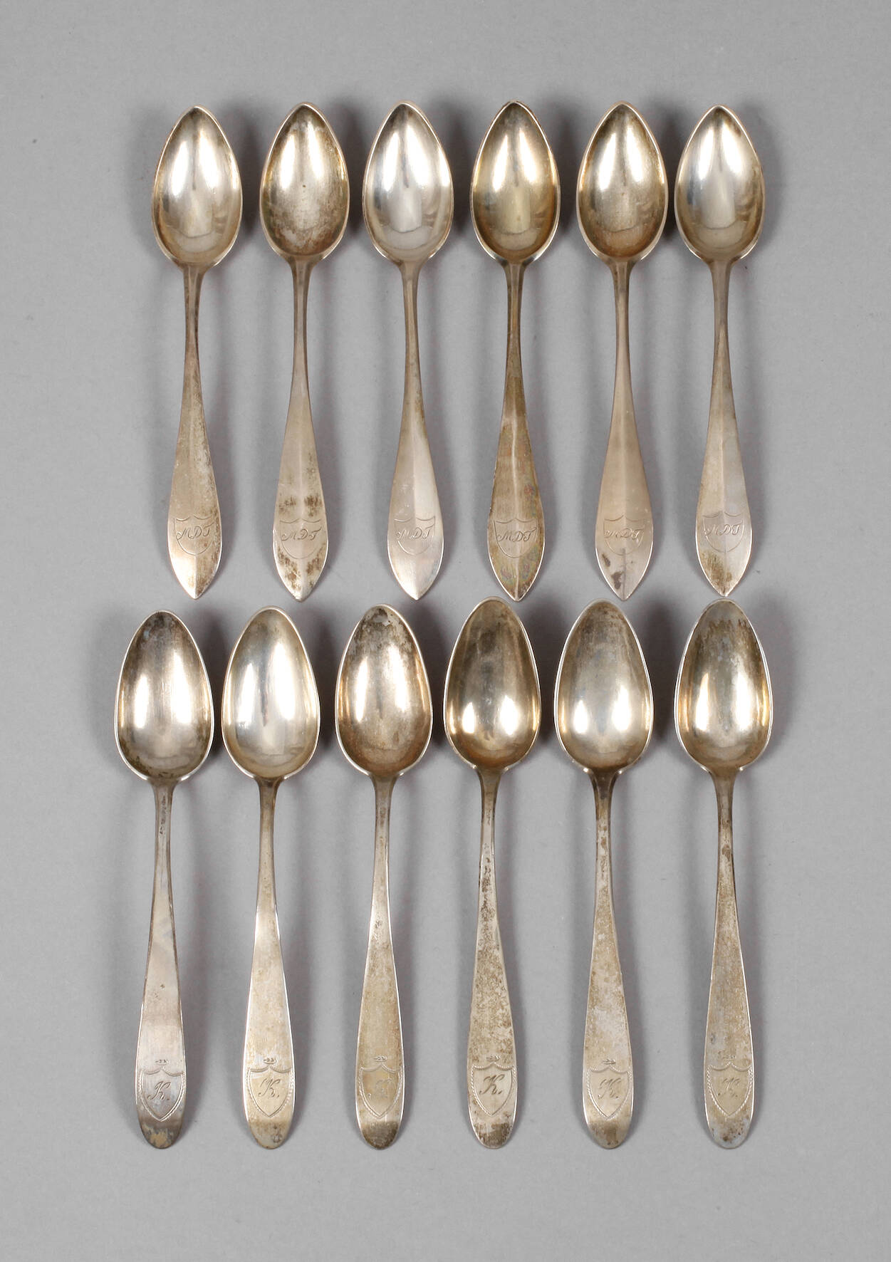 Zwölf Biedermeier-Kaffeelöffel Silber