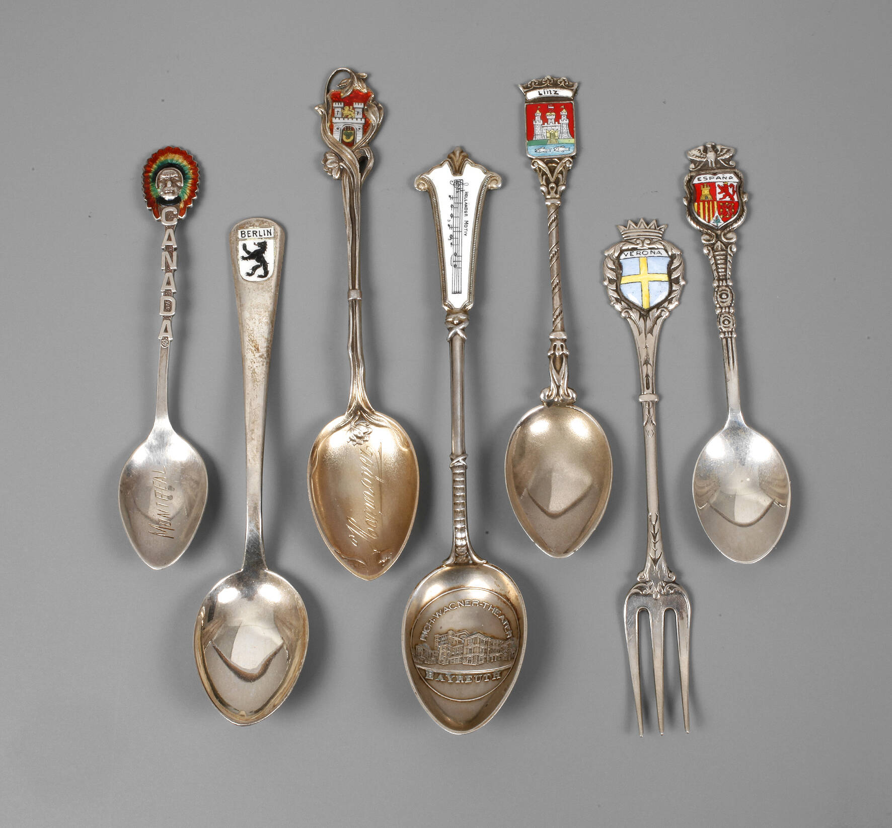 Sieben Andenkenlöffel Silber
