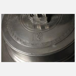 Zwei Schraubflaschen Zinn