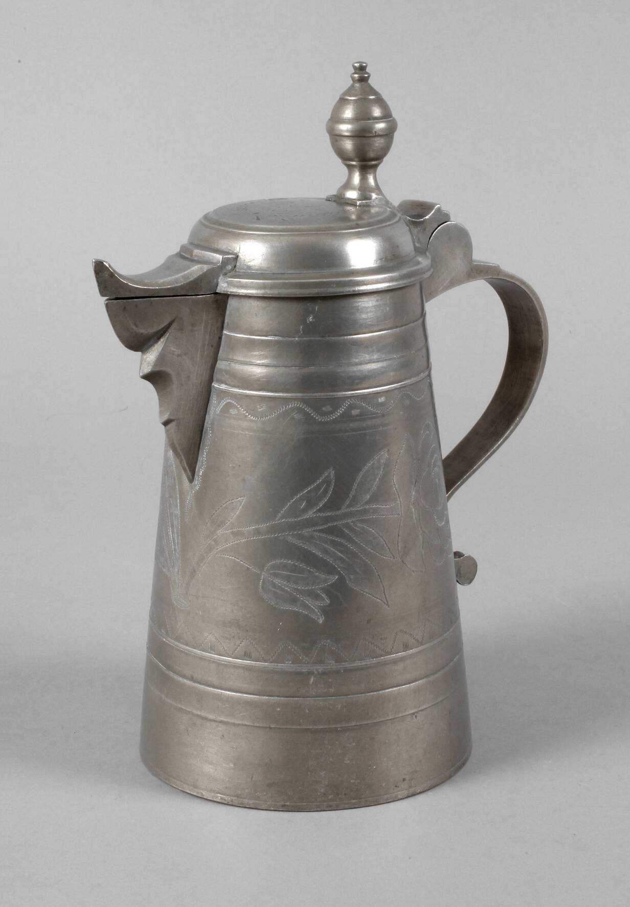 Massive Zinnstitze Eger