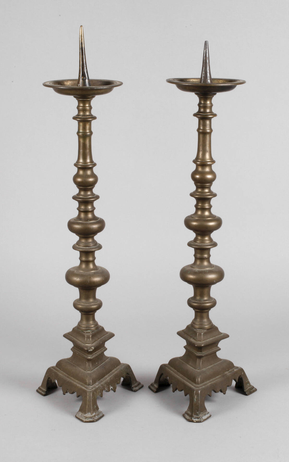 Paar barocke Bronzeleuchter