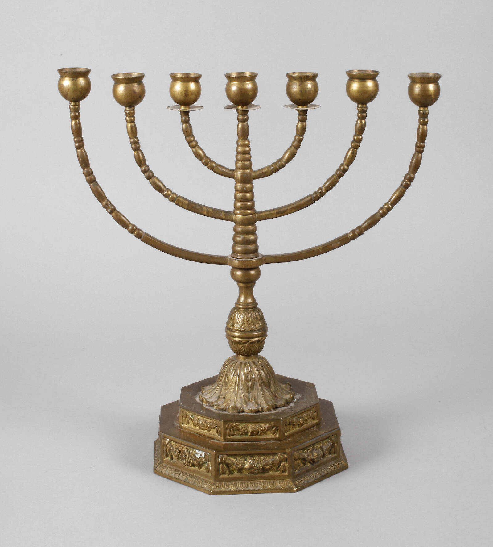 Judaika Menoraleuchter