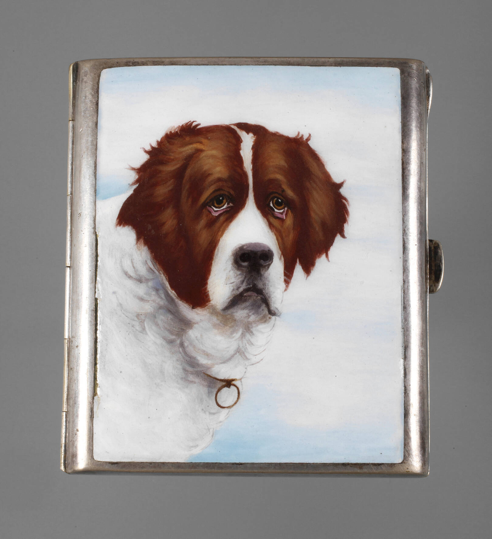 Zigarettenetui mit Bernhardinerportrait