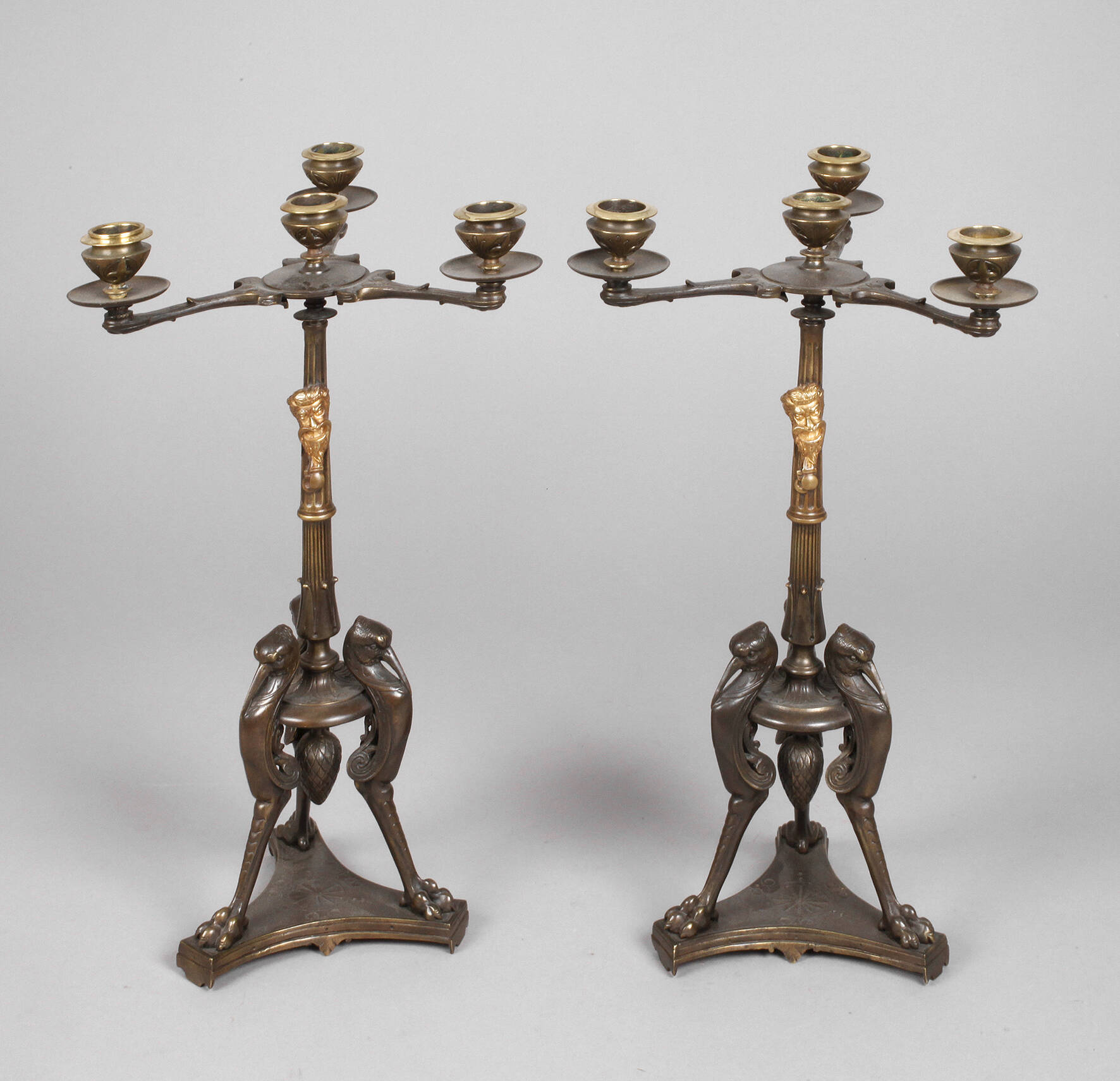 Paar französische Bronzeleuchter