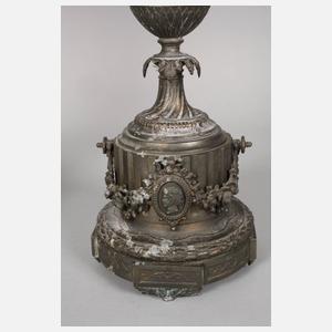 Paar übergroße Standkandelaber Historismus