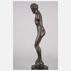 Hilda Schnabl, Stehender