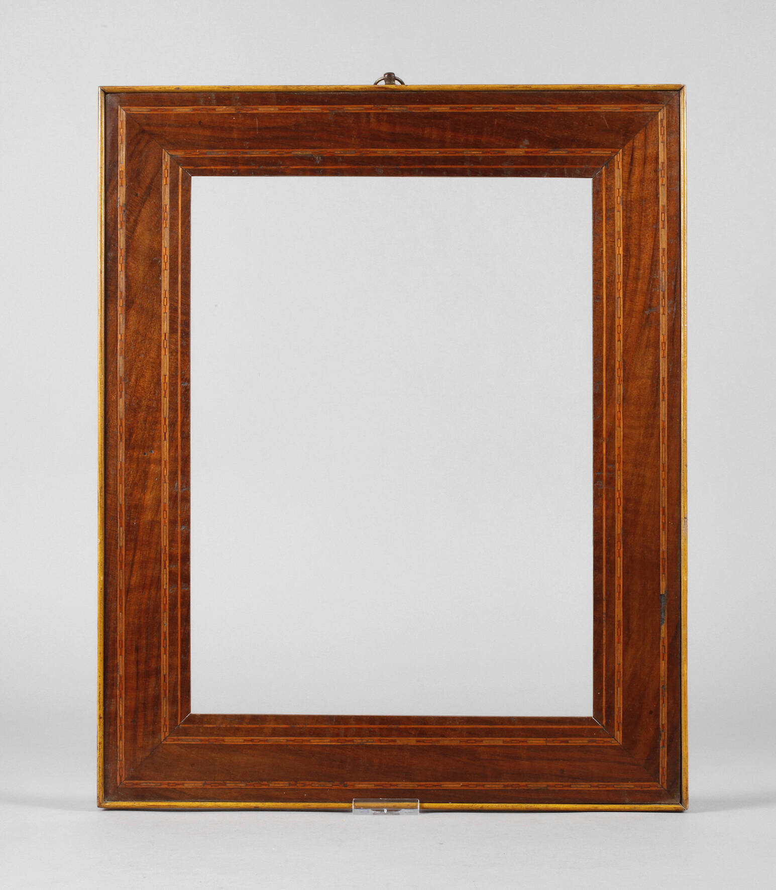 Furnierter Rahmen mit Einlegearbeit