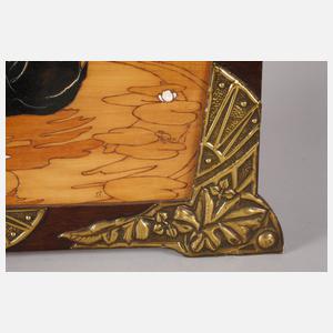 Jugendstilrahmen mit Applikationen