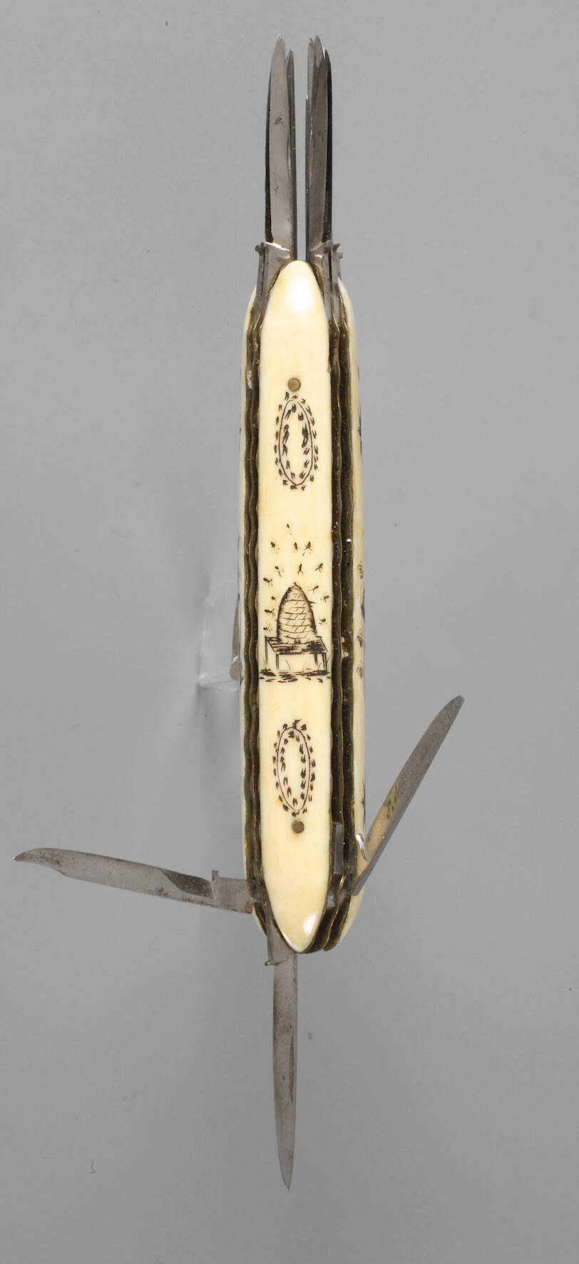 Ungewöhnliches Klappmesser