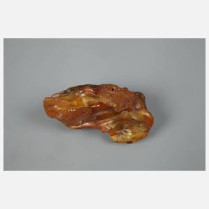 Zwei Naturbernsteine