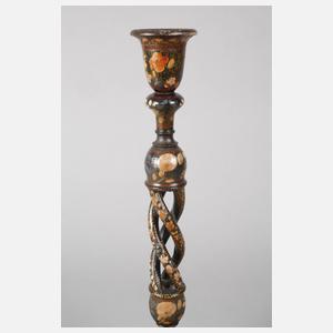 Geschnitzter Leuchter