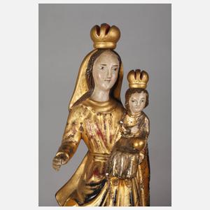 Geschnitzte Heiligenfigur