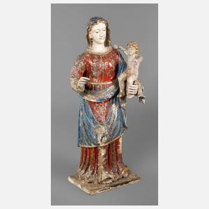 Große geschnitzte Madonnenfigur