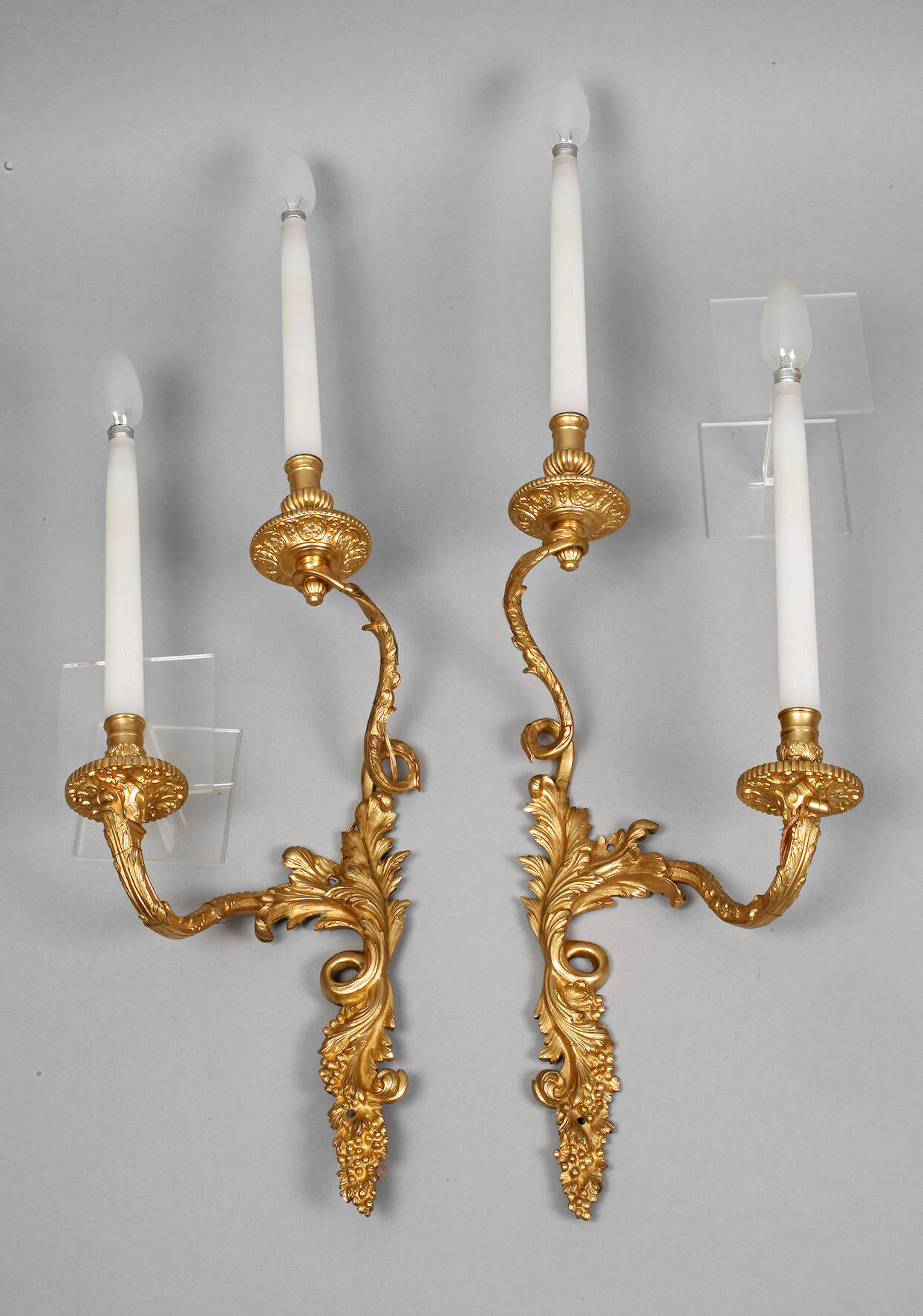 Paar französische Wandleuchter