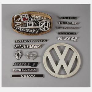 Konvolut Embleme und Schriftzüge KFZ