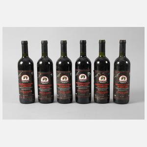 Sechs Flaschen Rotwein