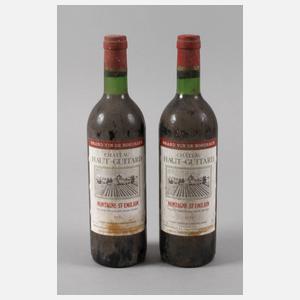 Zwei Flaschen Rotwein