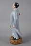 Große Porzellanfigur