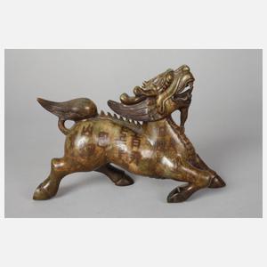 Paar Steinschnitzereien